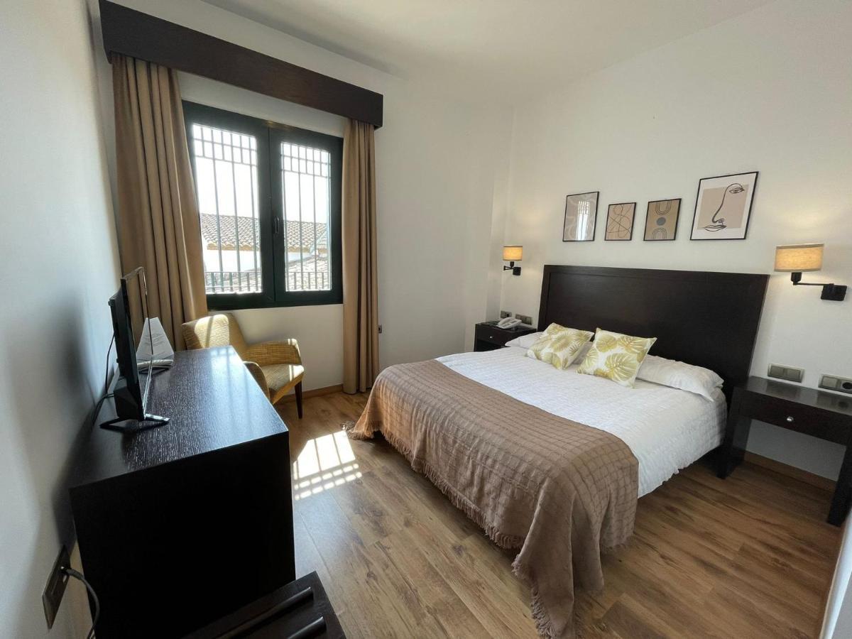 Hotel Cuatro Vientos La Rambla  Exterior photo